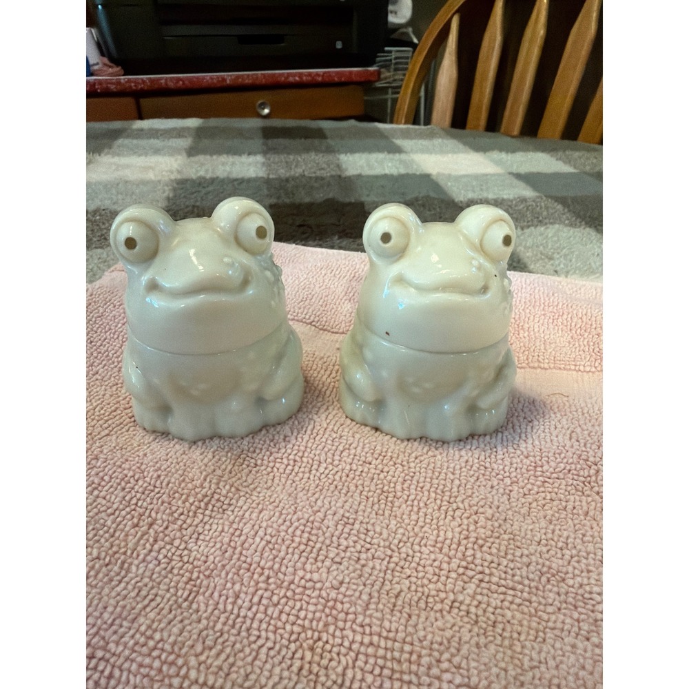 Vintage Avon Milk Glass Frog Salt and Pepper Shakers White Figural Set 3 Inch